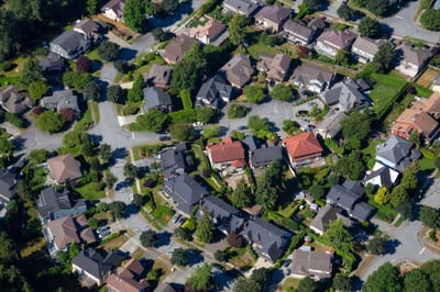 Aerial view of the residential homes in a suburban neighborhood